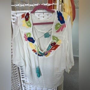 Judith March detailed top